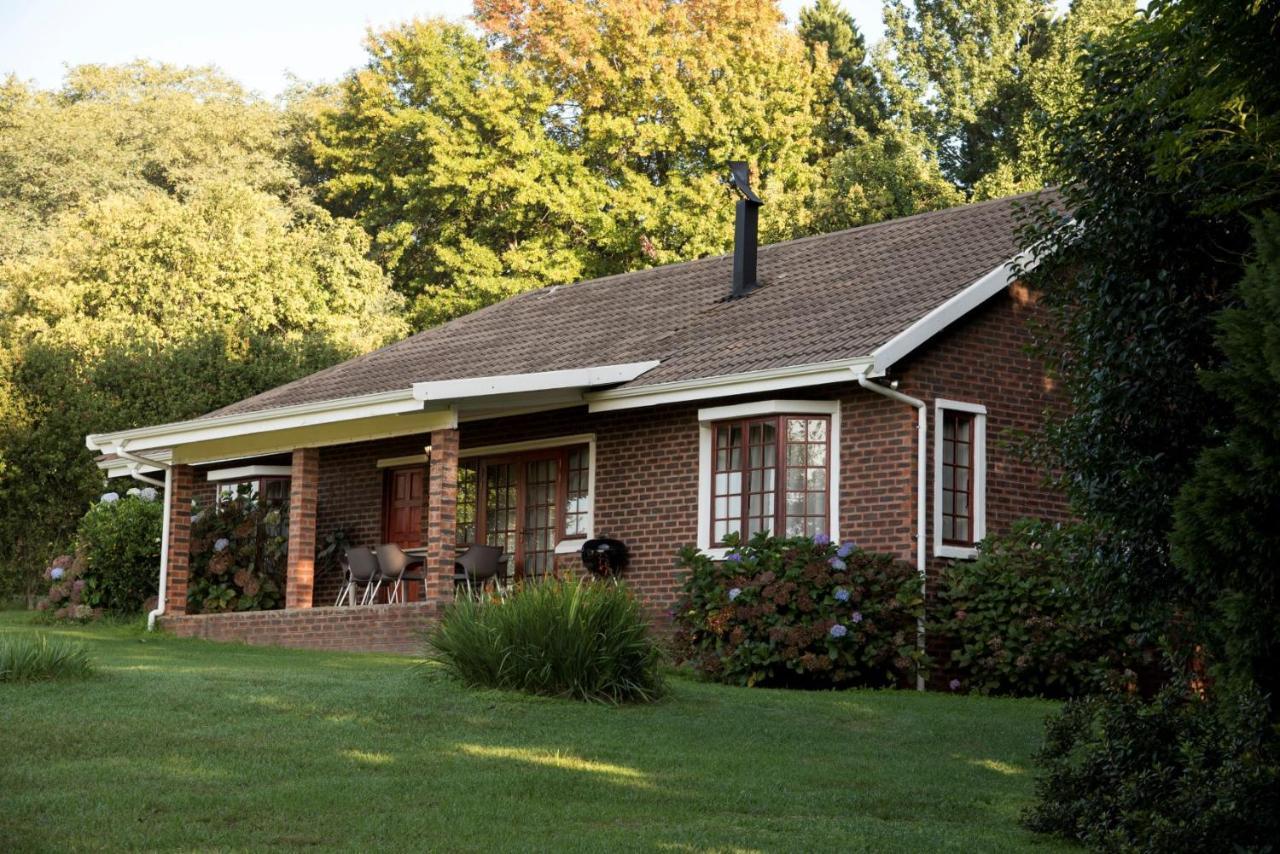 Lions River Country Cottages Exterior photo